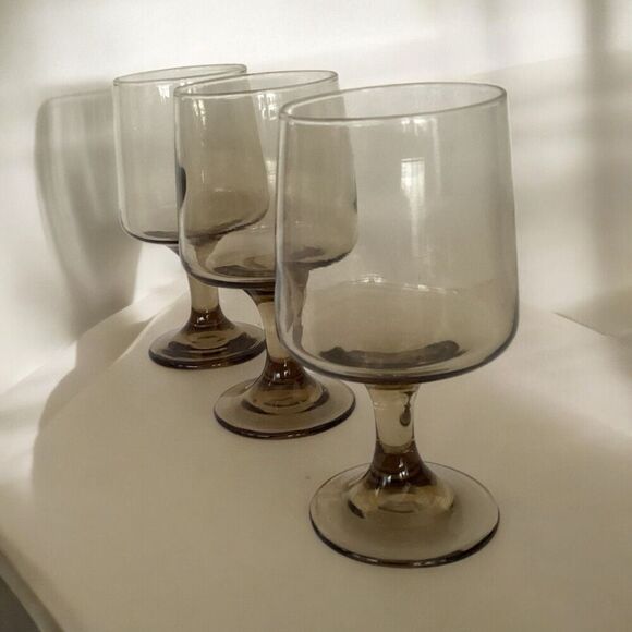 LIBBEY VTG Tawny Accent Smoke Brown Goblets 4 Oz Amber Glasses Iced Tea Wine 3 - Picture 4 of 4